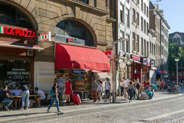 Révolution Numérique des Annonces Médicales : Un Nouveau Monde d'Opportunités